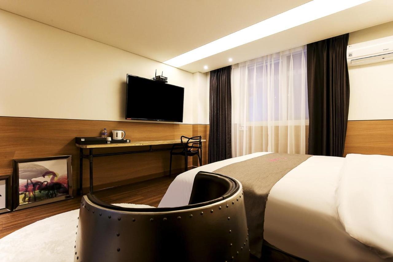 Hotel Flamingo Daejeon Exterior photo