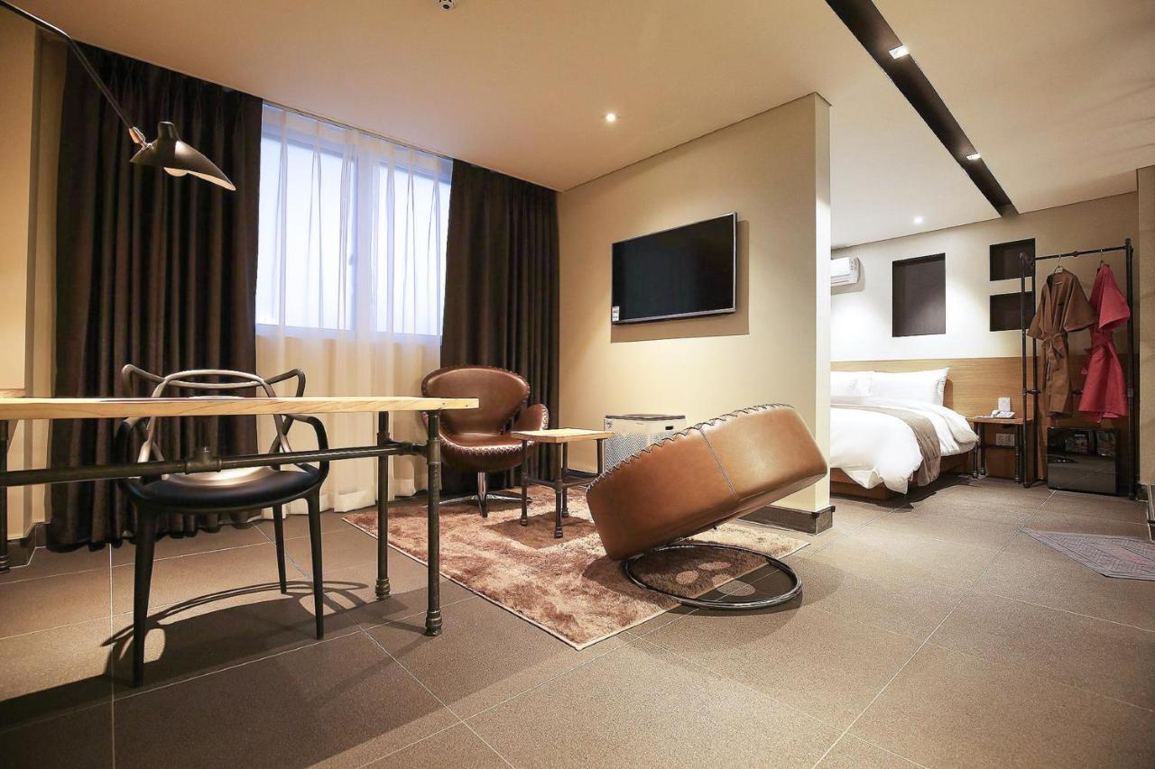 Hotel Flamingo Daejeon Exterior photo