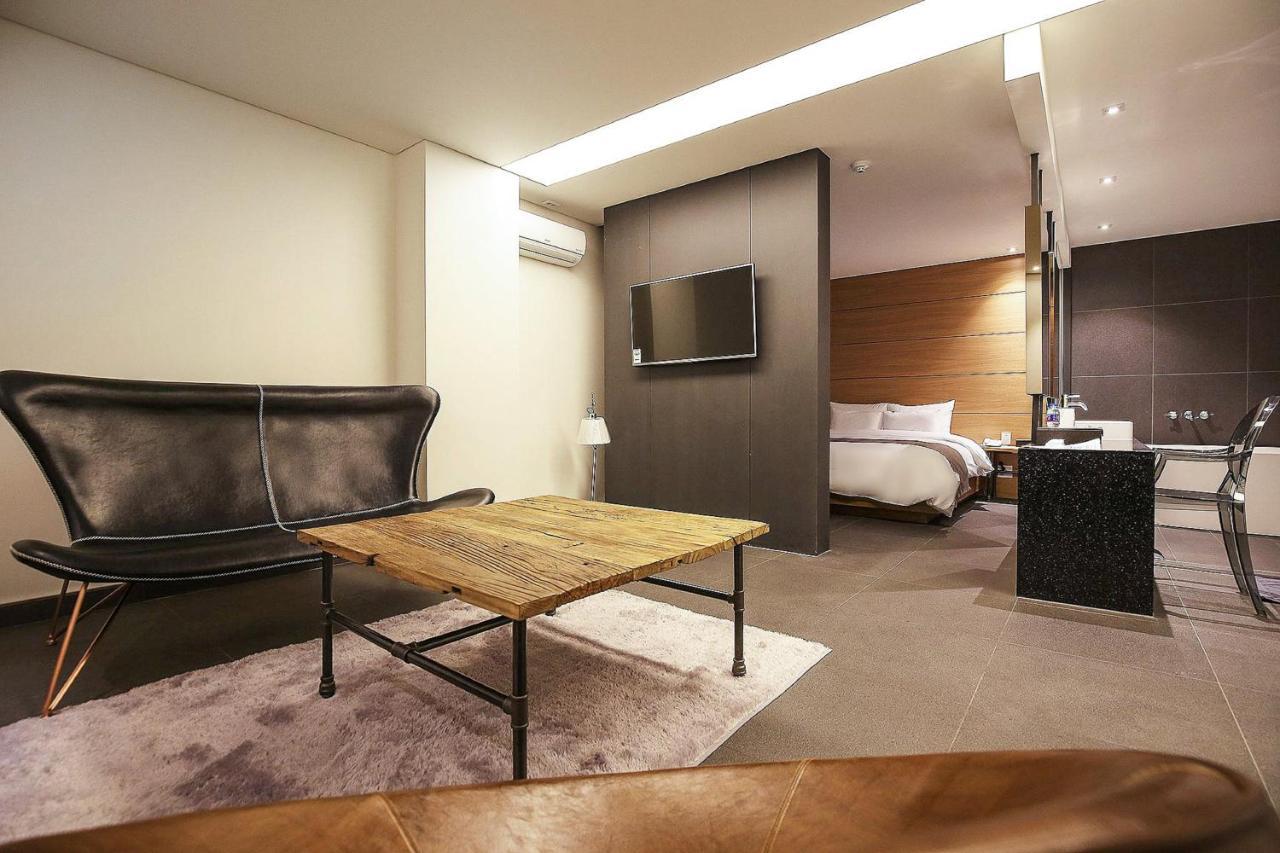 Hotel Flamingo Daejeon Exterior photo