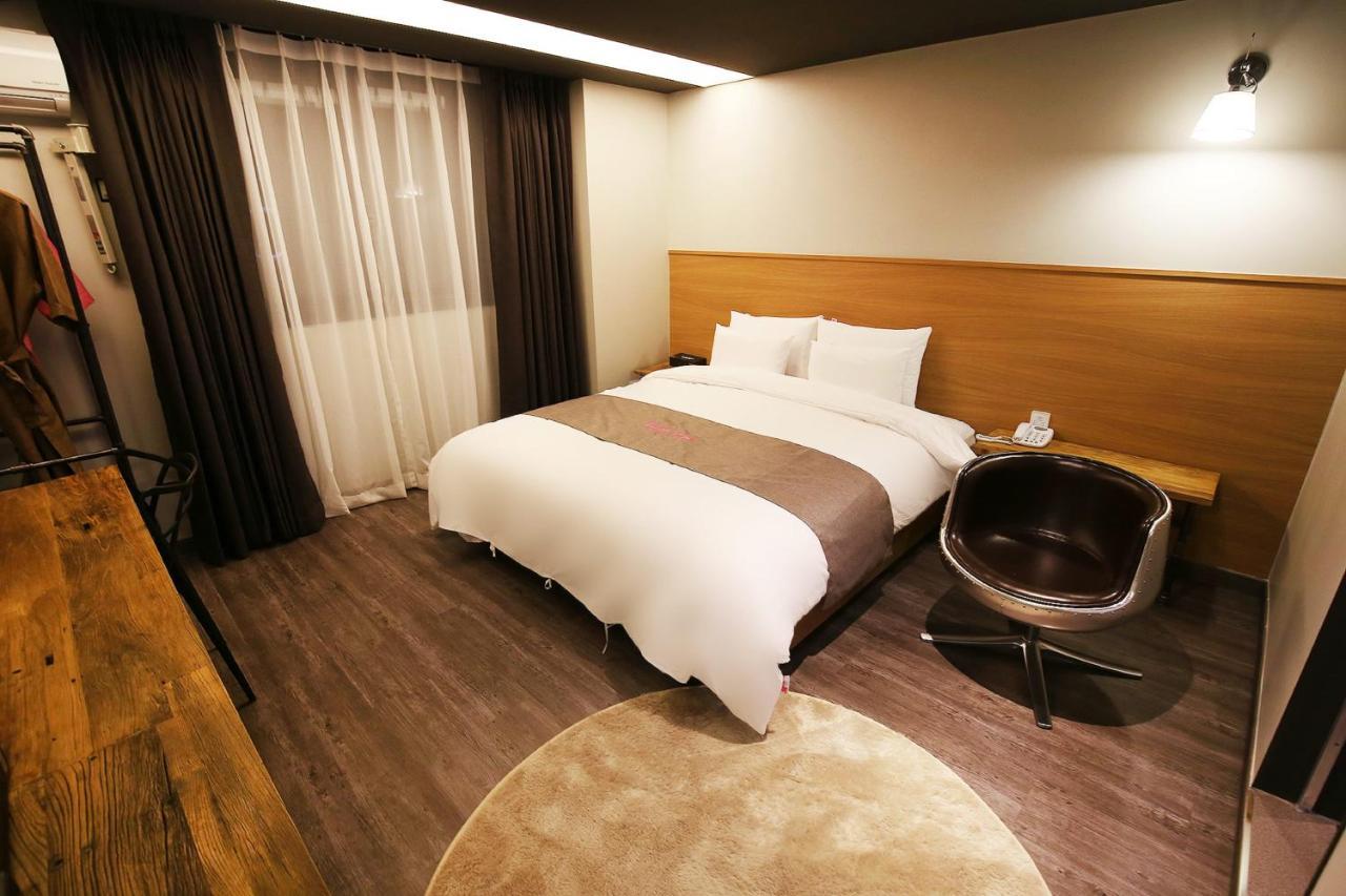 Hotel Flamingo Daejeon Exterior photo