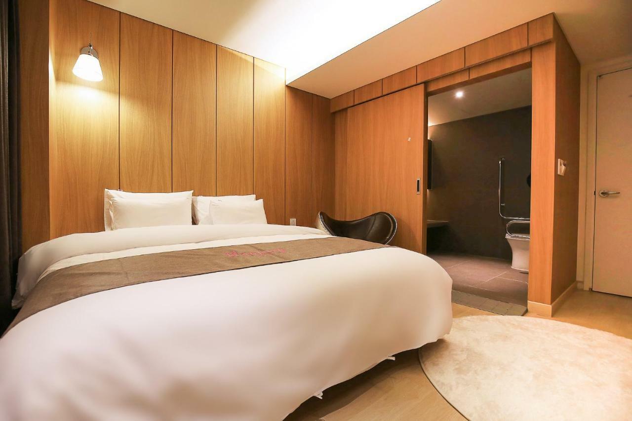 Hotel Flamingo Daejeon Exterior photo